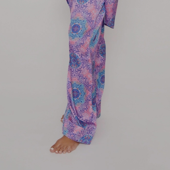Nasty Gal Violet Tile Print Pajamas (Size 8 OVERSIZED) - Picture 6 of 6